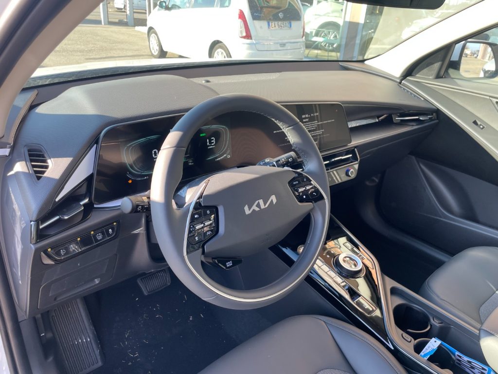 Kia Niro  Tri-Fuel 1.6 GDi DCT HEV GPL Business