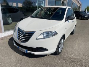 Lancia Ypsilon 1.2 69 CV 5 porte Platinum