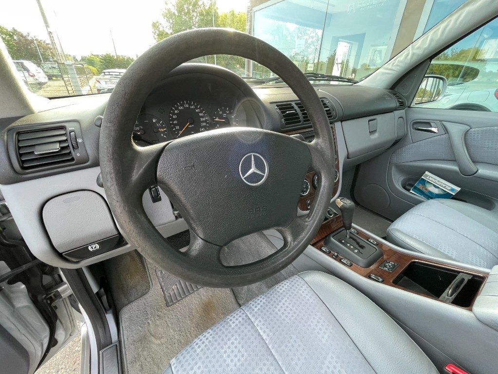 Mercedes-Benz ML 270  turbodiesel cat CDI Classic