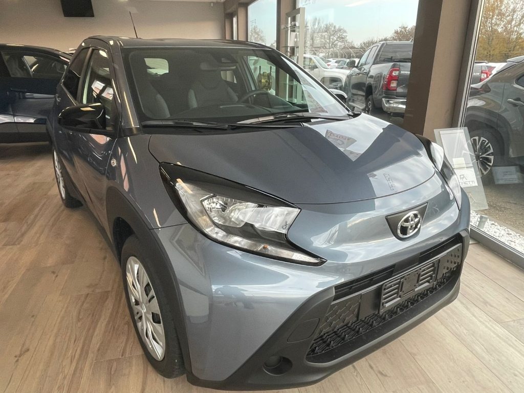 Toyota Aygo X  1.0 VVT-i 72 CV 5 porte Active CVT