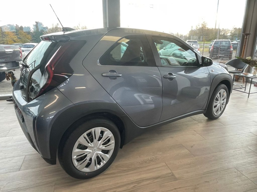 Toyota Aygo X  1.0 VVT-i 72 CV 5 porte Active CVT