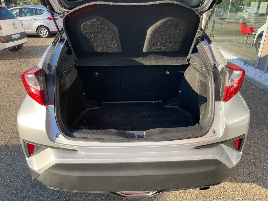 Toyota C-HR  1.8 Hybrid E-CVT Active