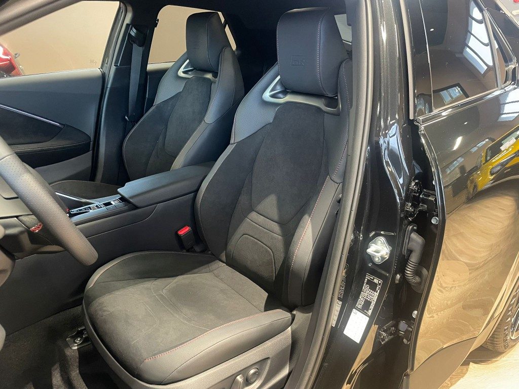 Toyota C-HR  2.0 PHEV GR Sport