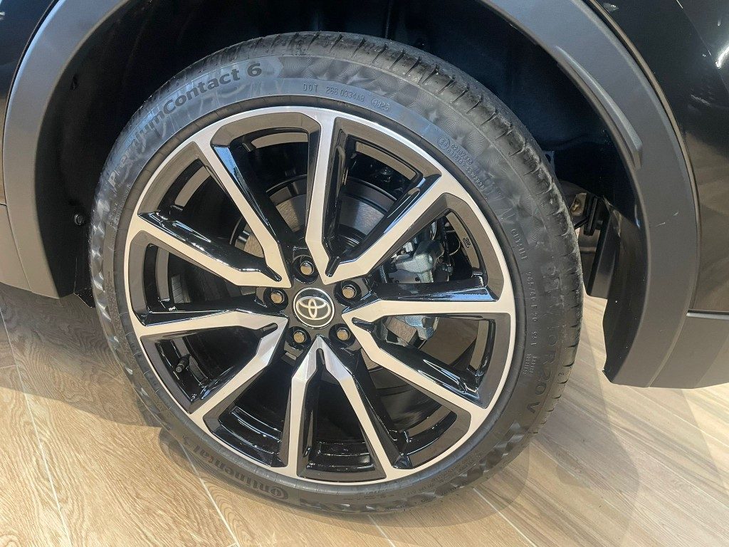 Toyota C-HR  2.0 PHEV GR Sport