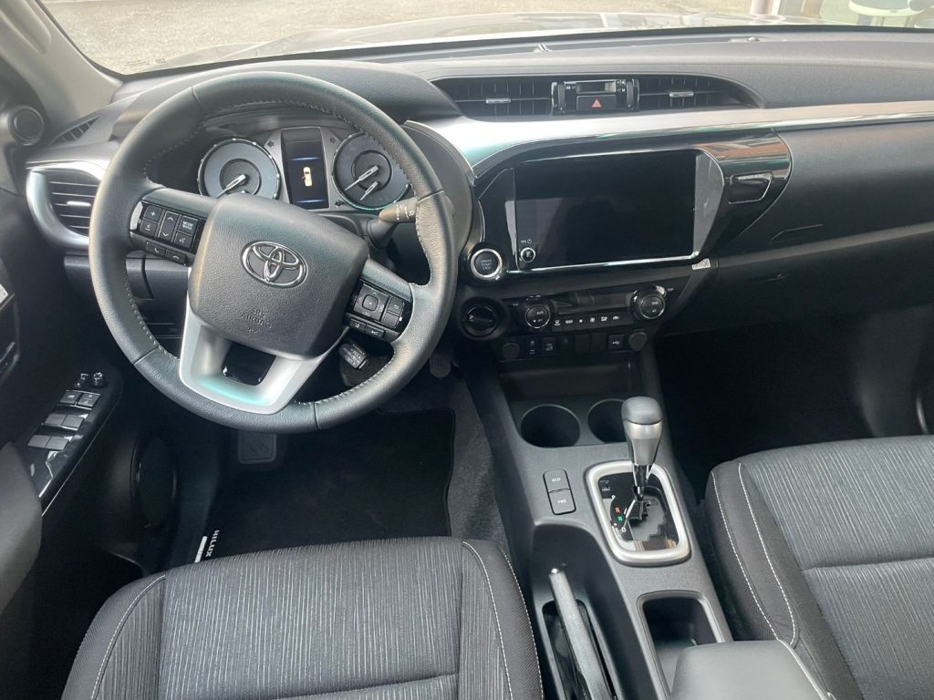 Toyota Hilux  2.4 D-4D A/T 4WD 4 porte Double Cab Executive