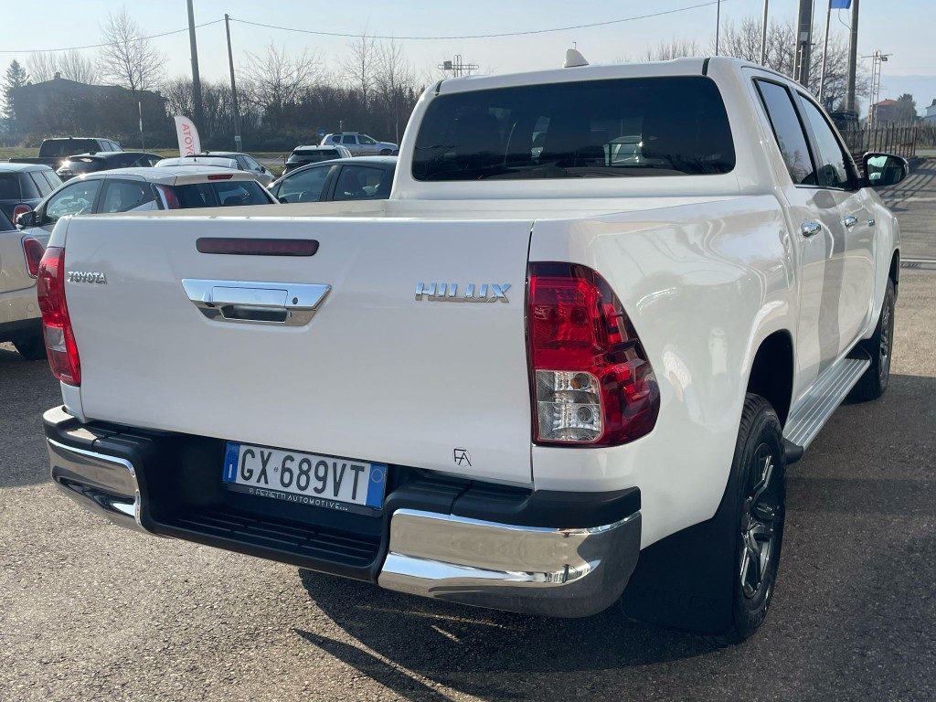 Toyota Hilux  2.4 D-4D A/T 4WD 4 porte Double Cab Executive