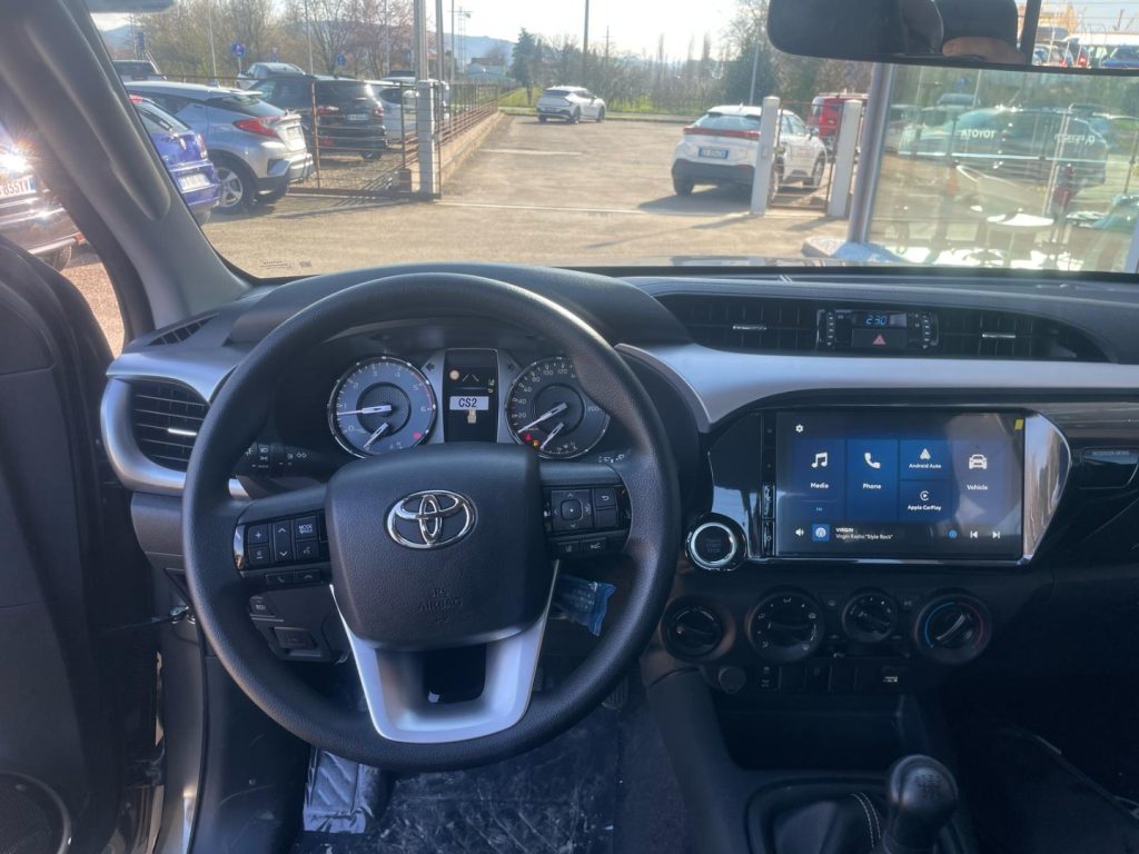 Toyota Hilux  2.8 D-4D 4WD 4 porte Double Cab Comfort