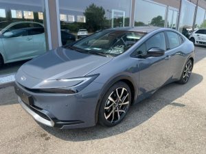 Toyota Prius 2.0 Plug-in Hybrid Lounge