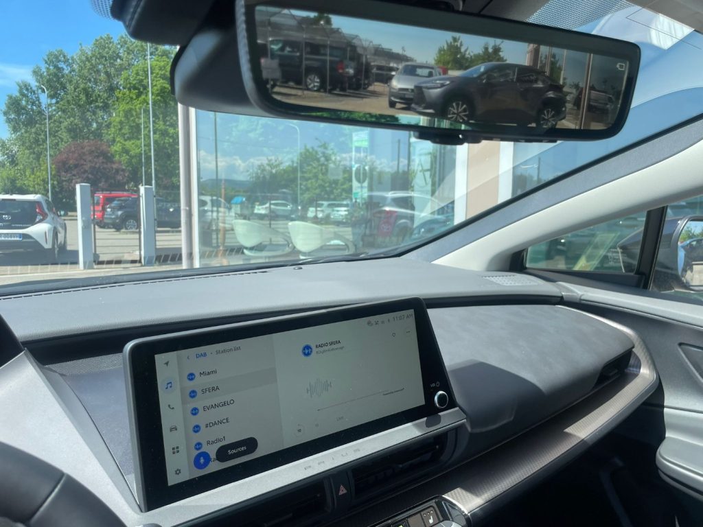 Toyota Prius  2.0 Plug-in Hybrid Lounge