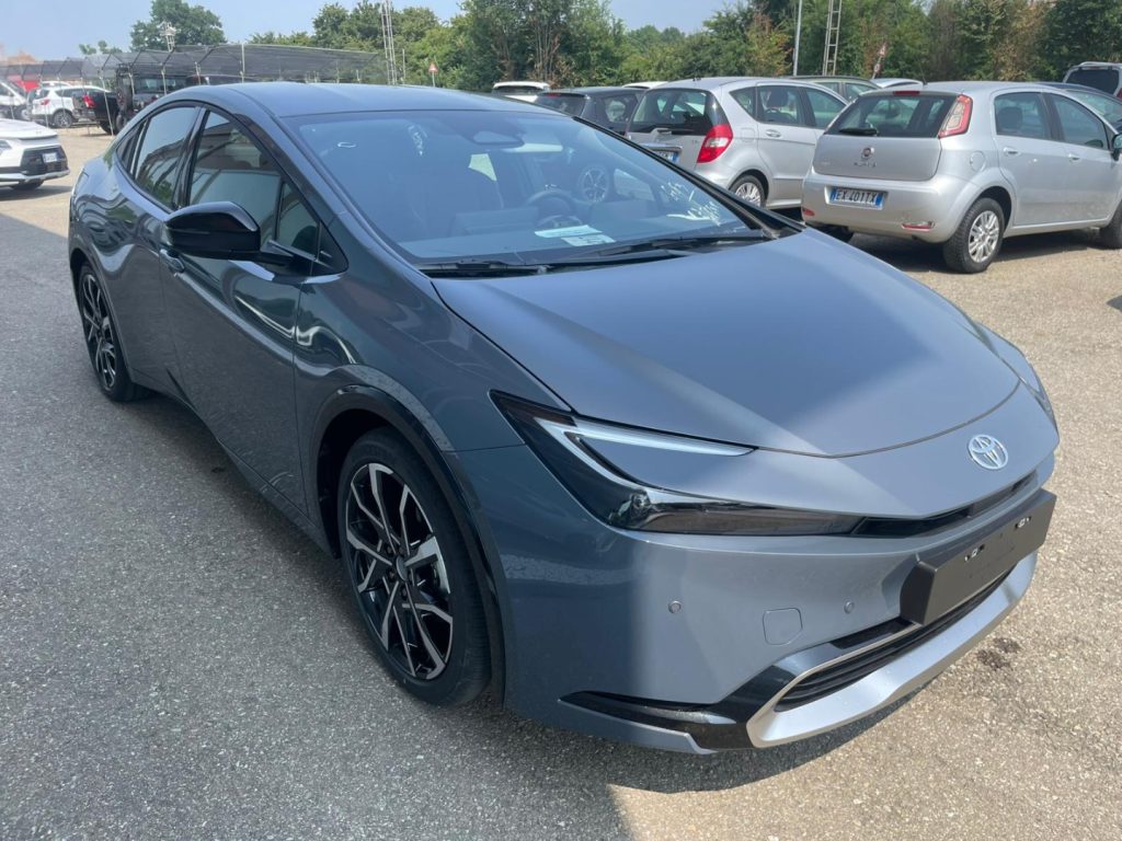 Toyota Prius  2.0 Plug-in Hybrid Lounge