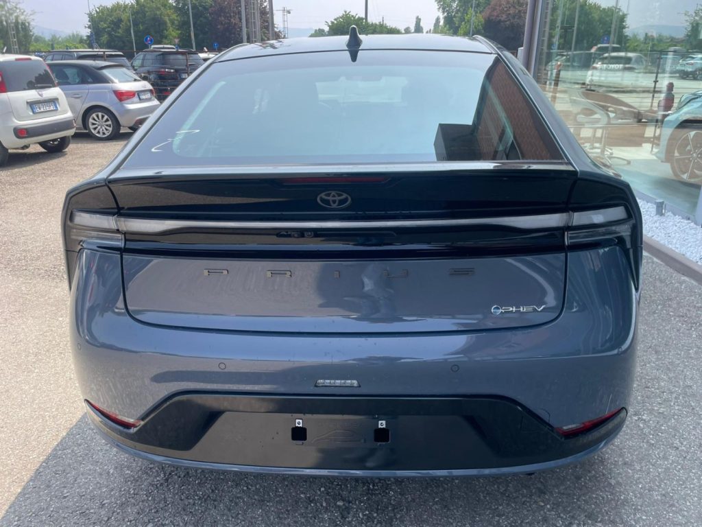 Toyota Prius  2.0 Plug-in Hybrid Lounge