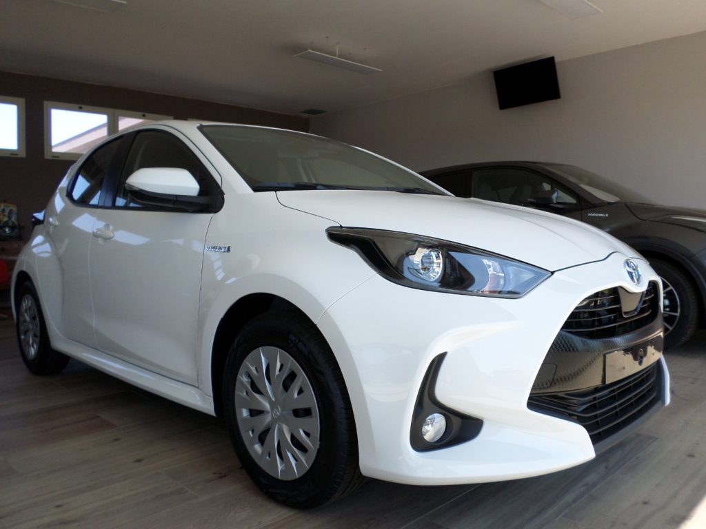 Toyota Yaris  1.5 Hybrid 5 porte Active