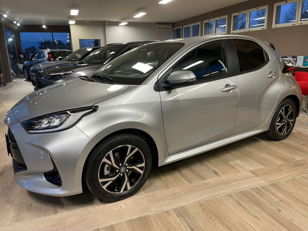 Toyota Yaris  1.5 Hybrid 5 porte Trend