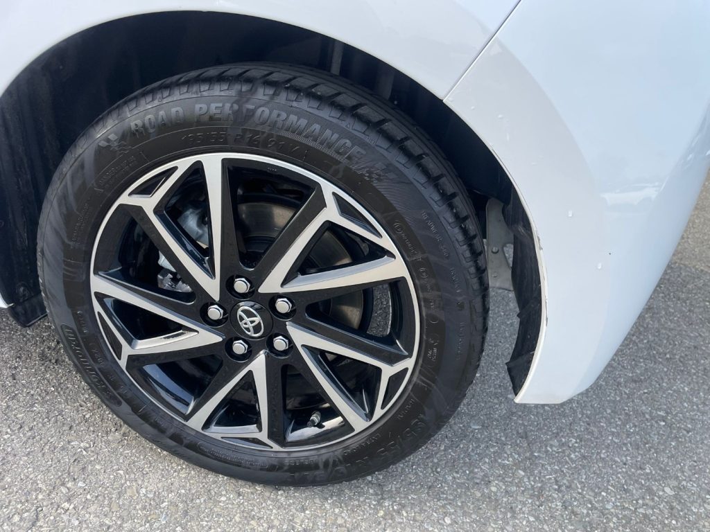 Toyota Yaris  1.5 Hybrid 5 porte TREND