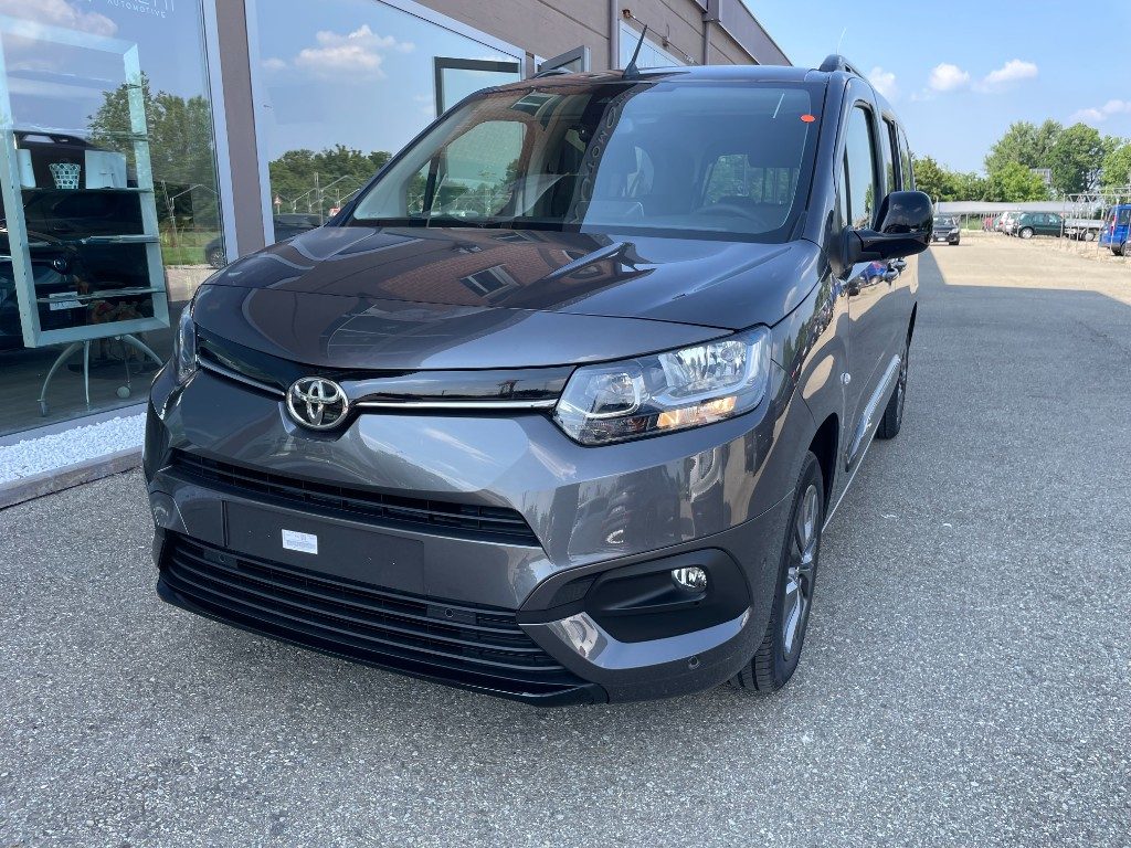 Toyota   Electric 50kWh L1 Short D Executive
