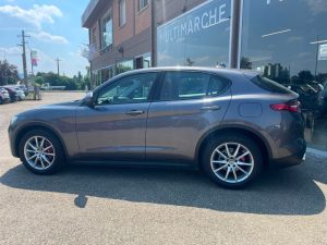 Alfa Romeo Stelvio 2.2 Turbodiesel 190 CV AT8 RWD Executive