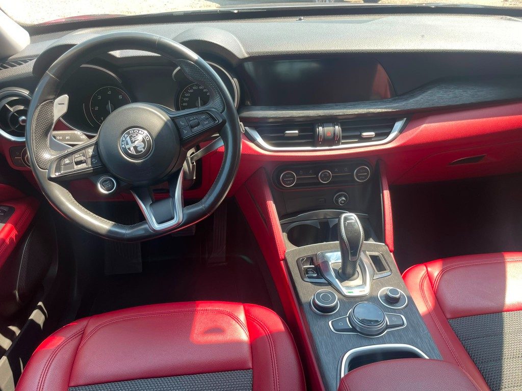 Alfa Romeo Stelvio  2.2 Turbodiesel 190 CV AT8 RWD Executive