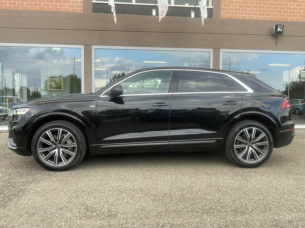 Audi Q8  50 TDI 286 CV quattro tiptronic Sport