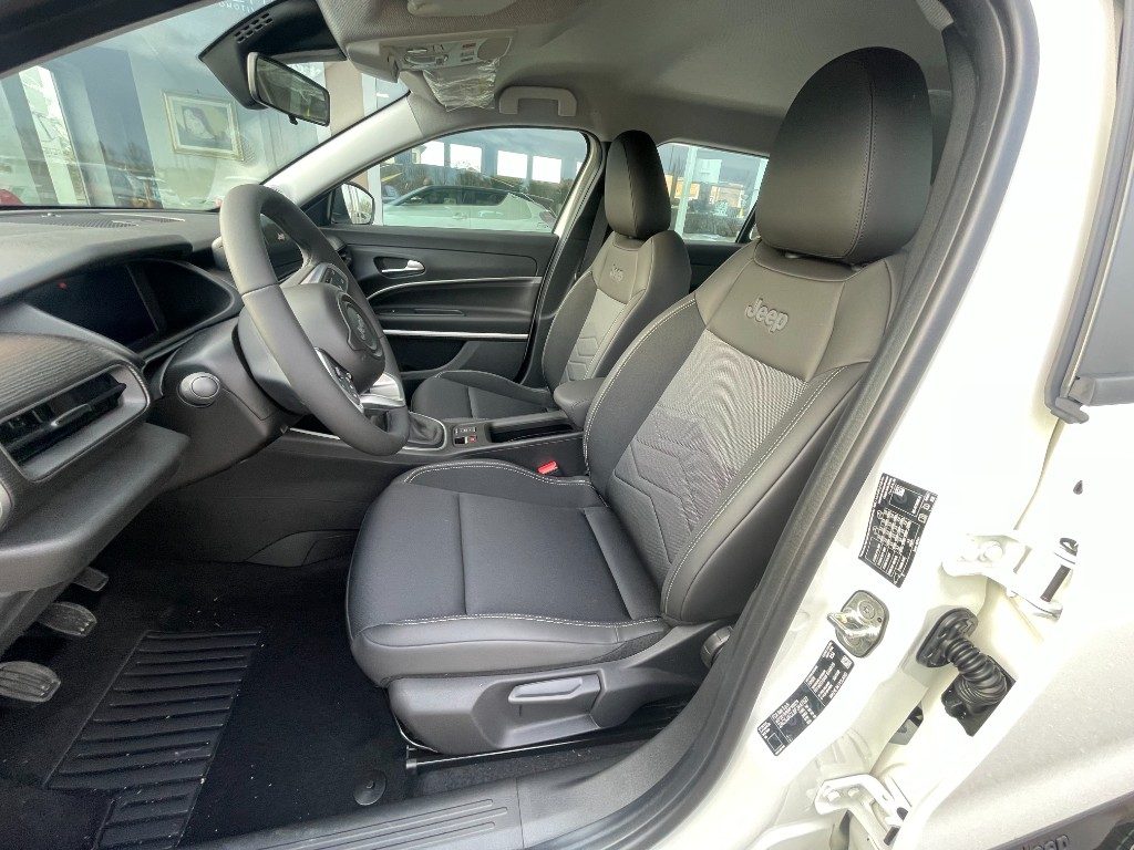 Jeep Avenger  1.2 Turbo 100 CV MHEV Altitude