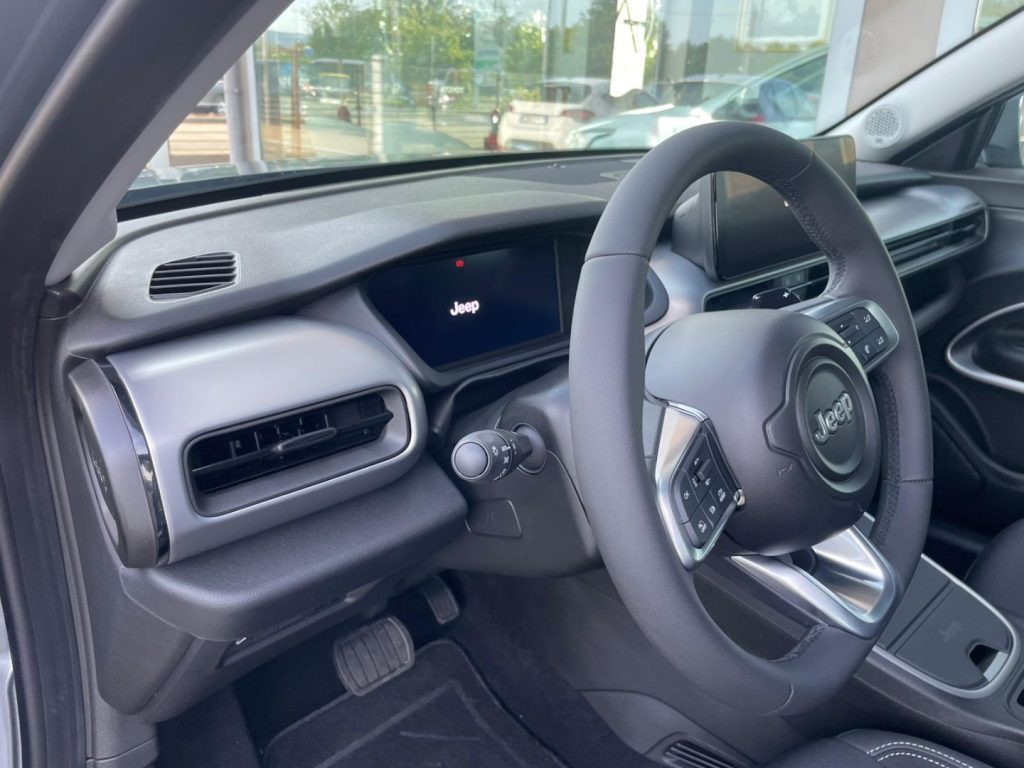 Jeep Avenger  1.2 Turbo MHEV Longitude