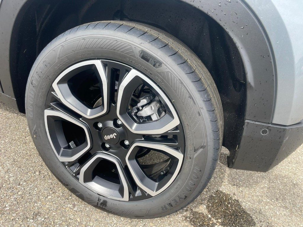 Jeep Avenger  1.2 Turbo MHEV Summit