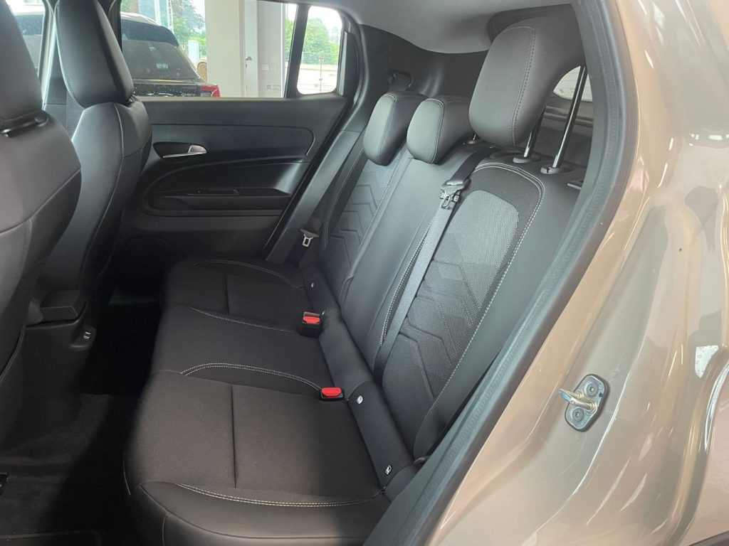 Jeep Avenger  1.2 Turbo MHEV Summit