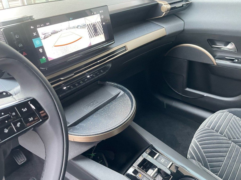 Lancia Ypsilon  Hybrid e-DCT