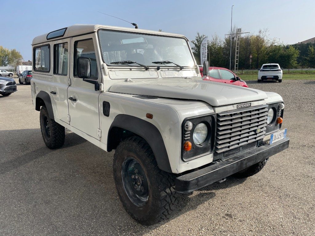Land Rover Defender  Defender 110 2.5 Td5 cat S.W. SE