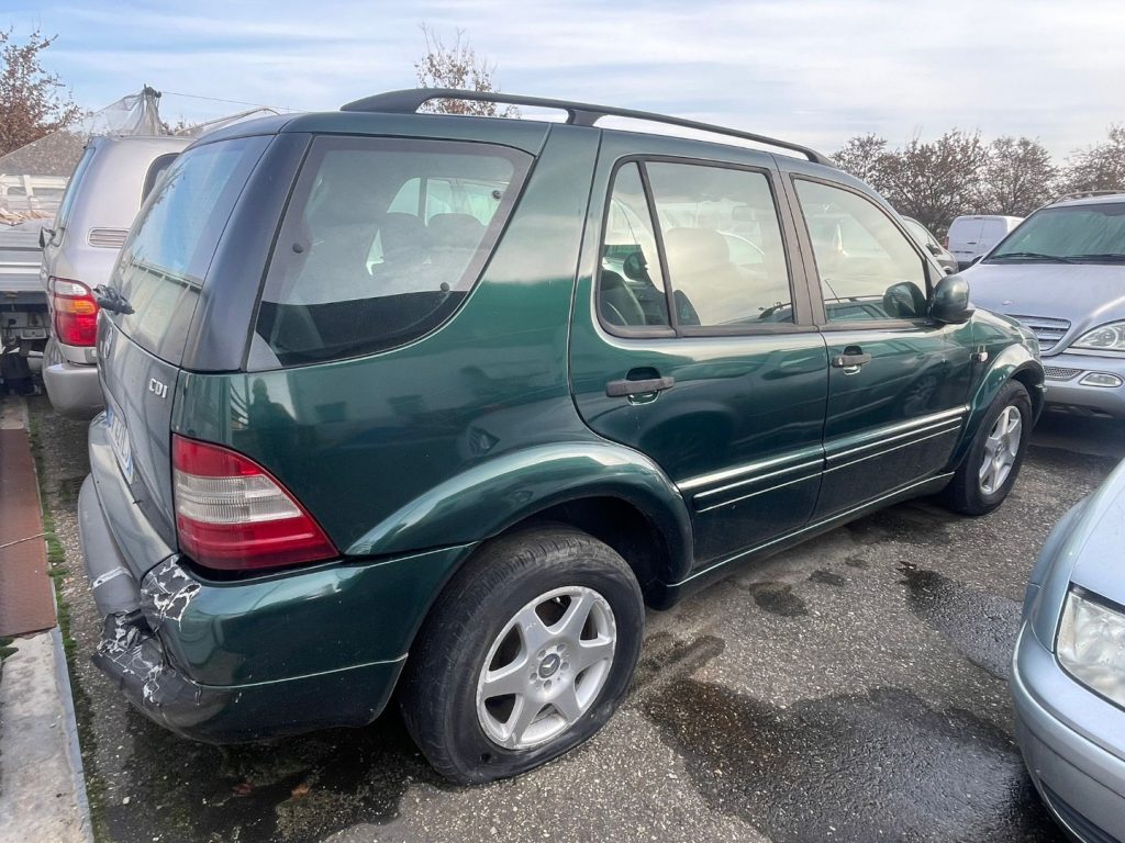 Mercedes-Benz ML 270  turbodiesel cat CDI