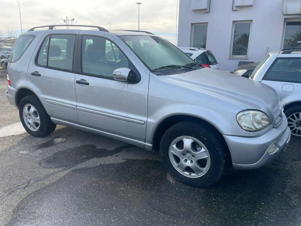 Mercedes-Benz ML 270  turbodiesel cat CDI Classic