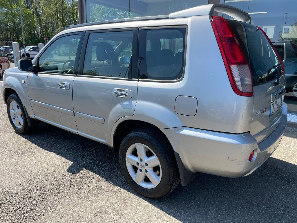 Nissan X-Trail  2.2 dCi Elegance