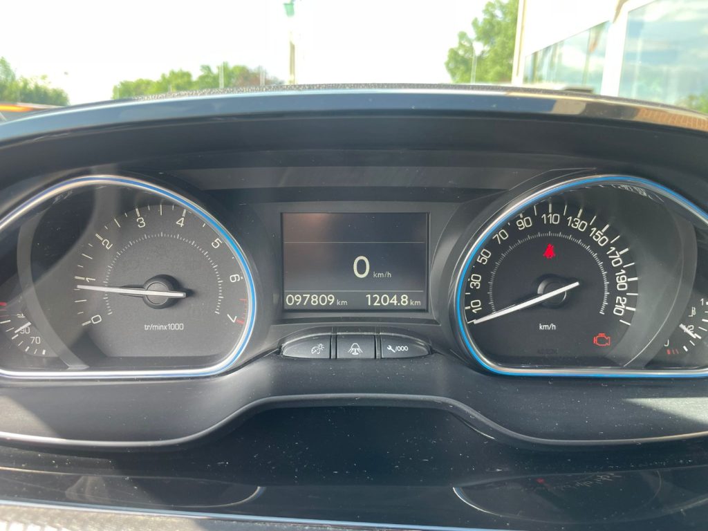 Peugeot 2008  1° serie PureTech 82 5 porte Allure