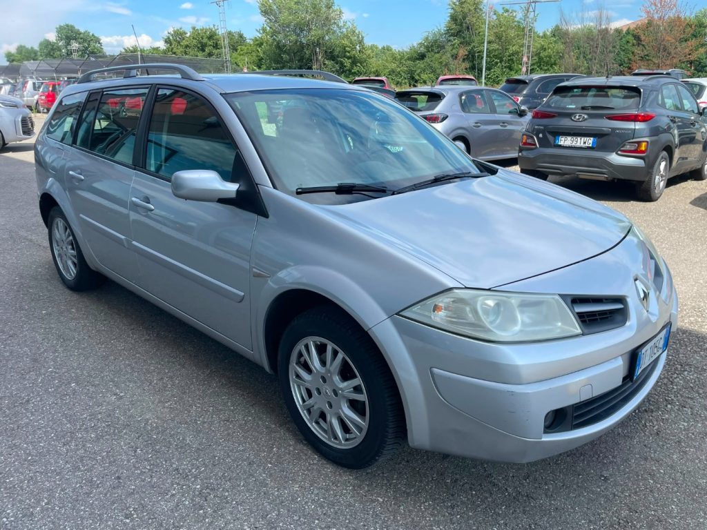 Renault Megane  1.6 16V Grandtour S.S. Exception