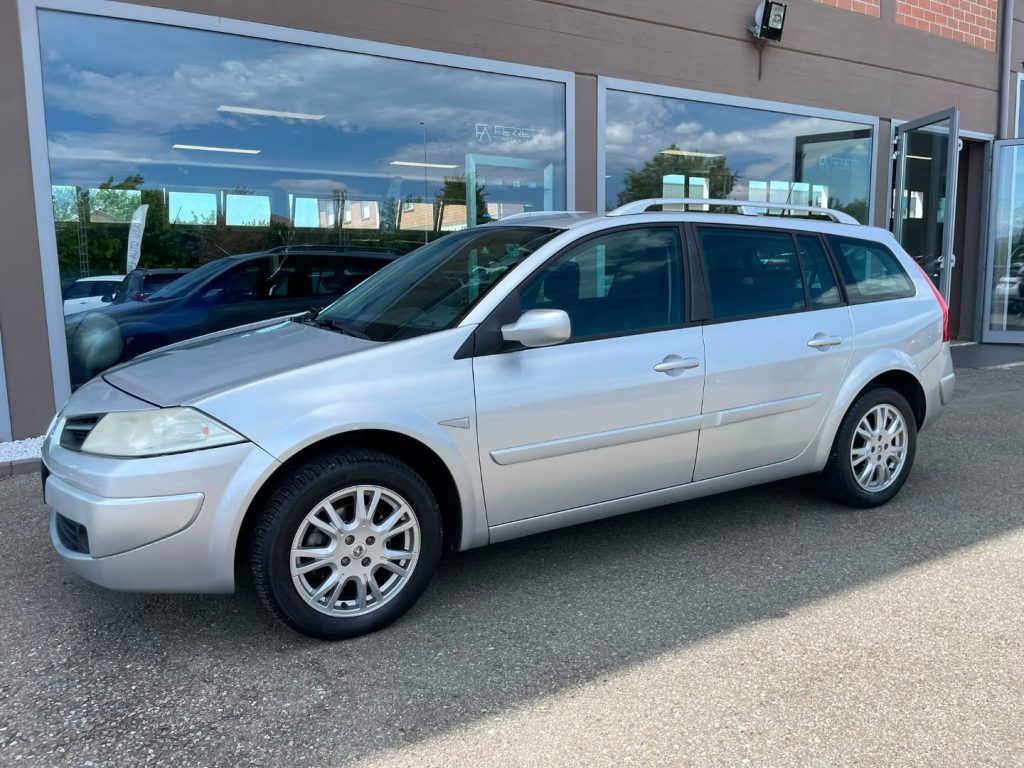 Renault Megane  1.6 16V Grandtour S.S. Exception