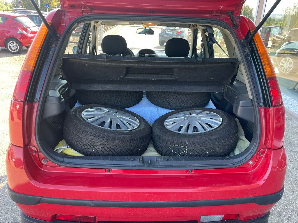 Suzuki Ignis  1.3 16V cat 2WD Deluxe