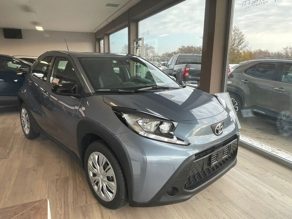 Toyota Aygo X  1.0 VVT-i 72 CV 5 porte Active CVT