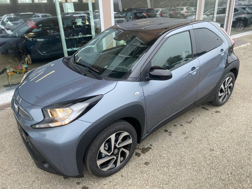 Toyota Aygo X  1.0 VVT-i 72 CV 5 porte Trend