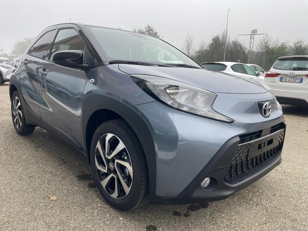 Toyota Aygo X  1.0 VVT-i 72 CV 5 porte Trend