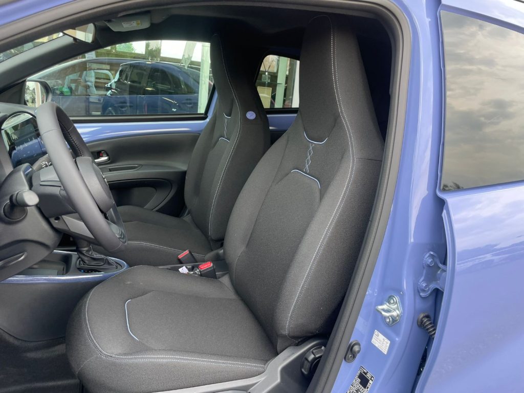 Toyota Aygo X  1.5 Hybrid 115 CV 5 porte Icon