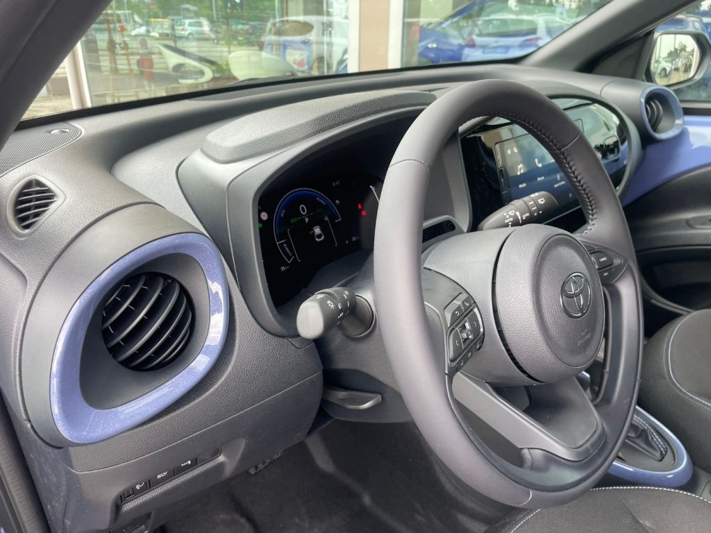 Toyota Aygo X  1.5 Hybrid 115 CV 5 porte Icon