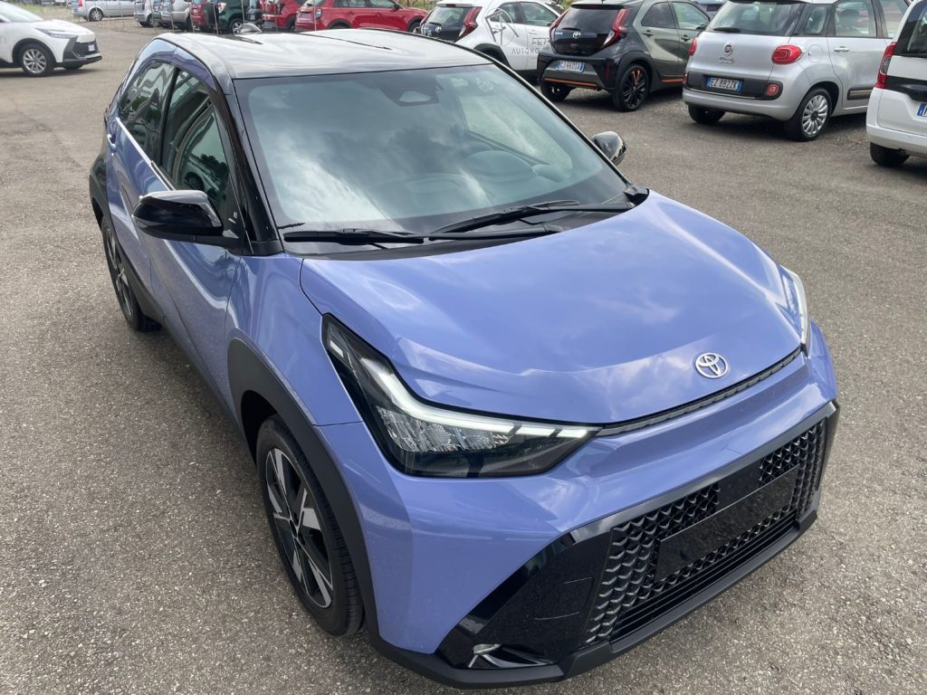 Toyota Aygo X  1.5 Hybrid 115 CV 5 porte Icon