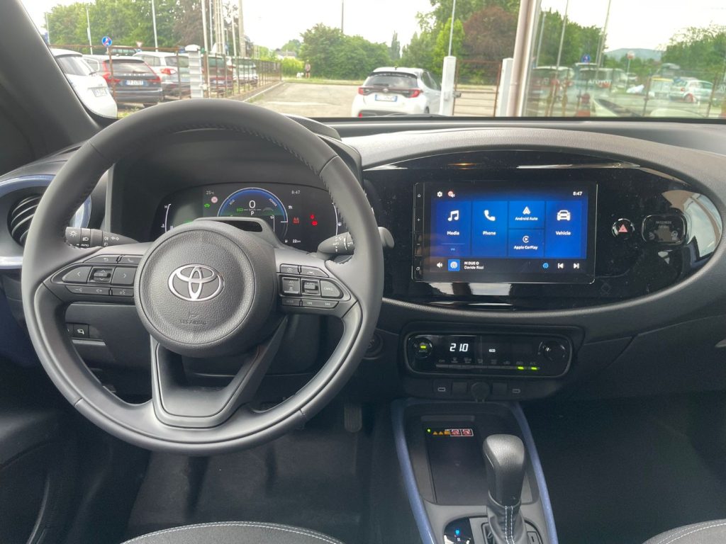 Toyota Aygo X  1.5 Hybrid 115 CV 5 porte Icon