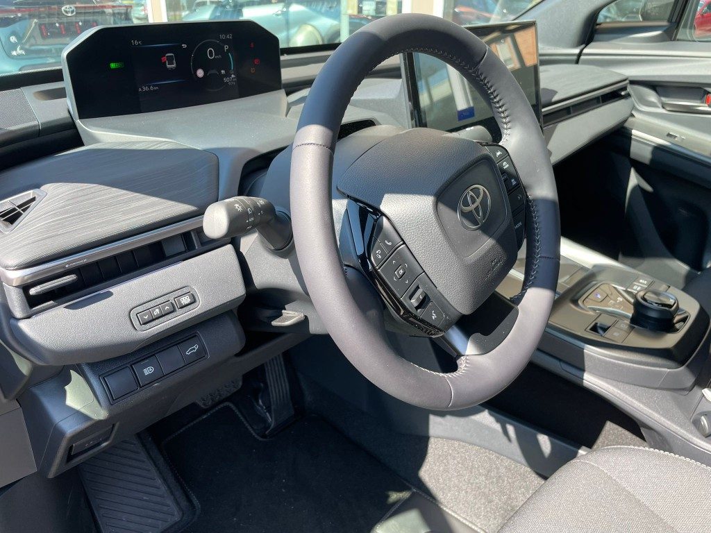 Toyota C-HR+  55.7 kWh