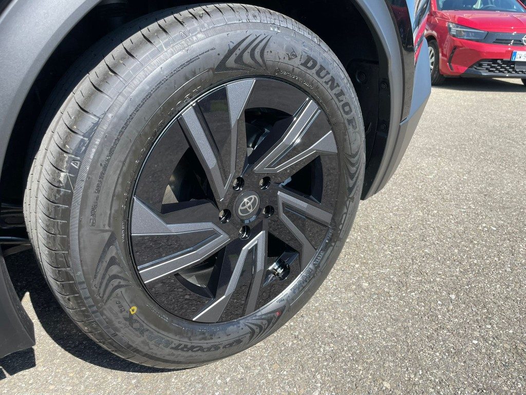 Toyota C-HR+  55.7 kWh