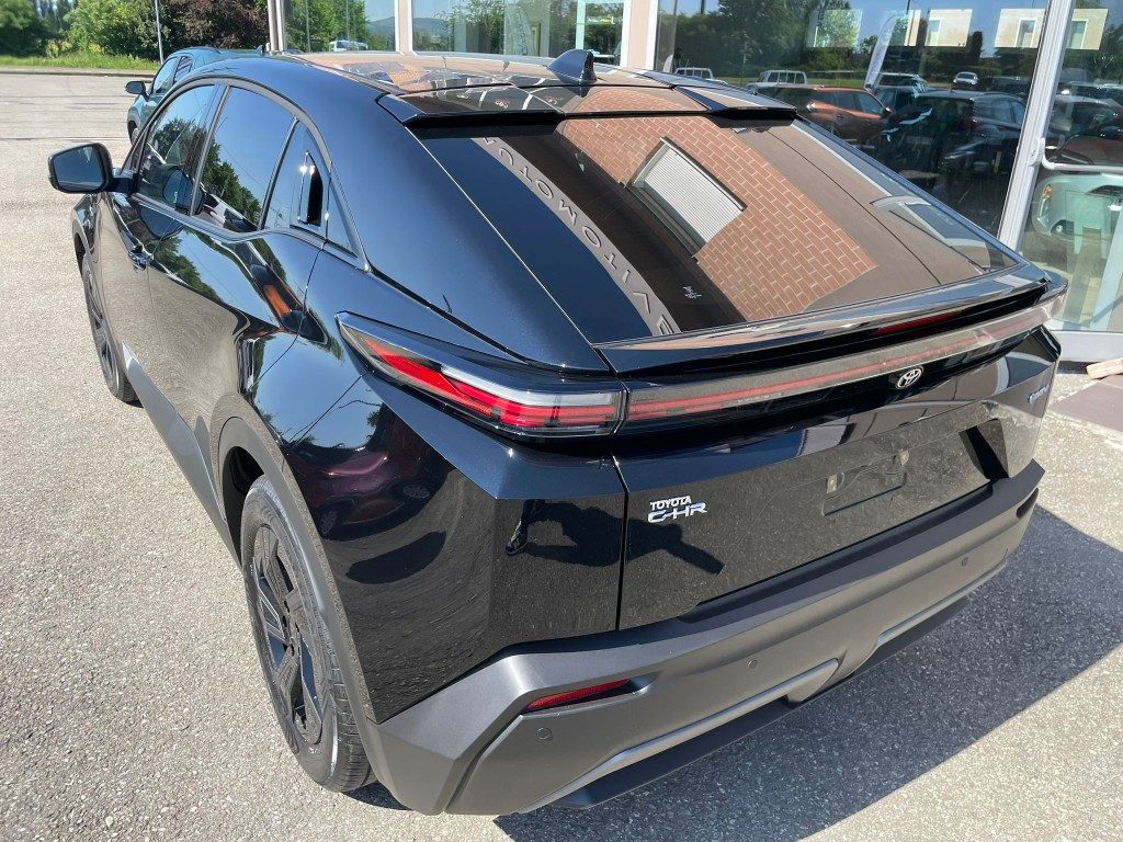 Toyota C-HR+  55.7 kWh