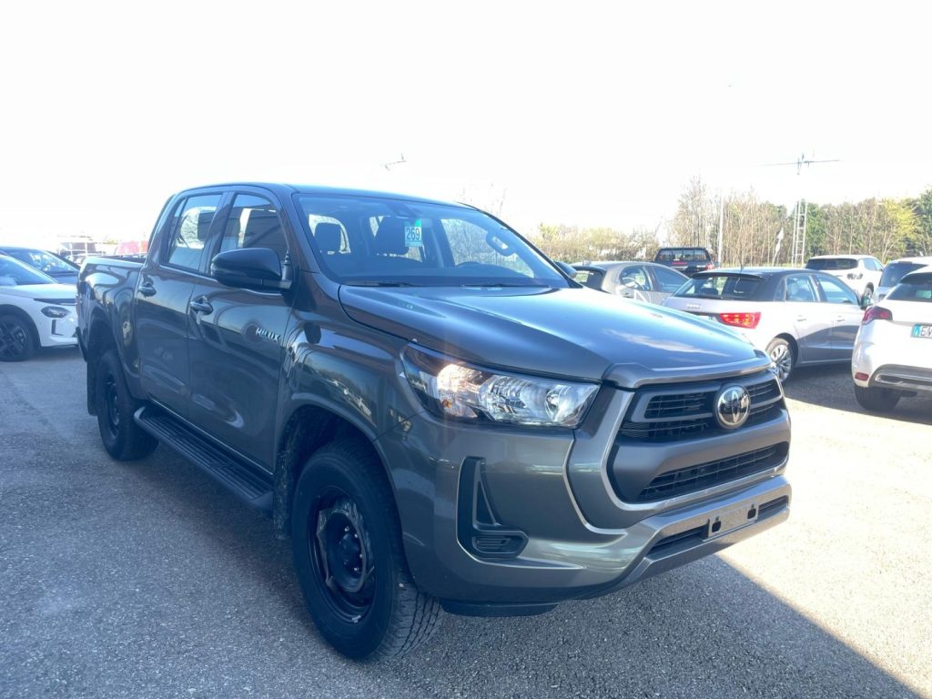 Toyota Hilux  2.4 D-4D 4WD 4 porte Double Cab Comfort