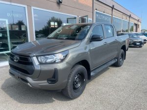 Toyota Hilux 2.4 D-4D A/T 4WD 4 porte Double Cab Comfort