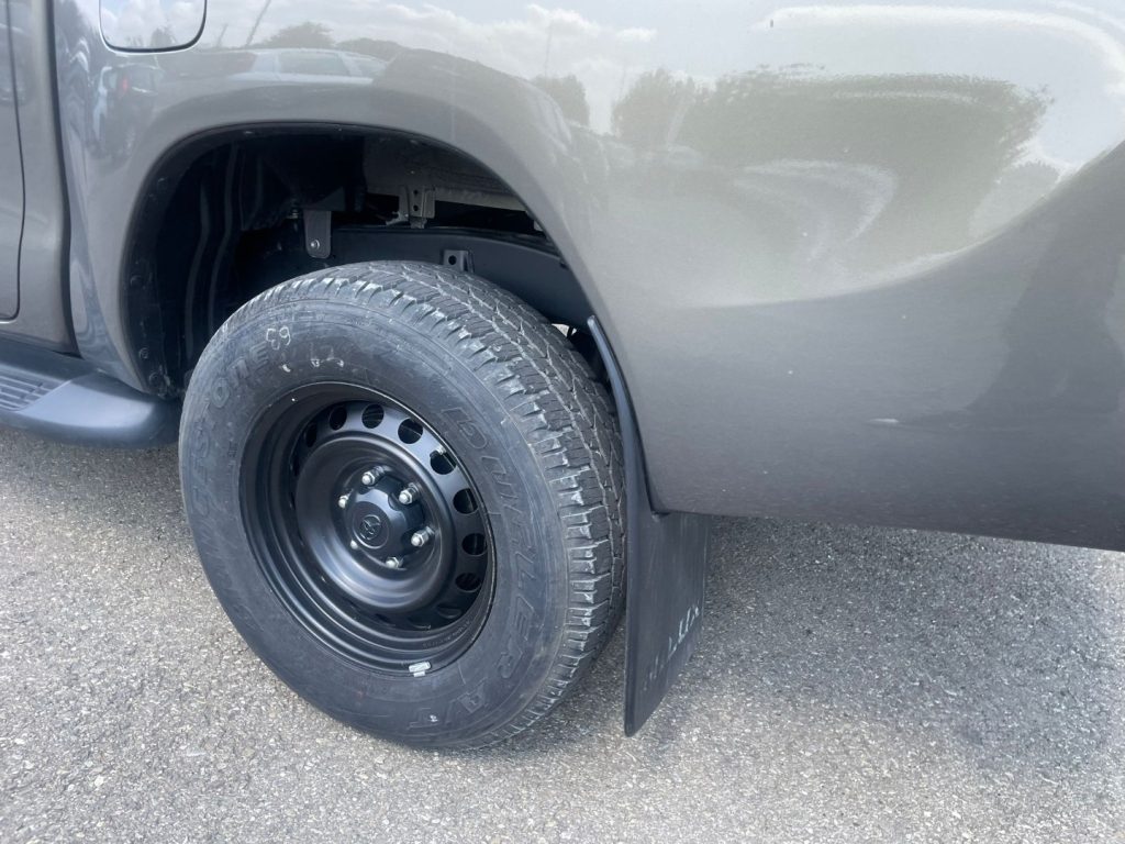 Toyota Hilux  2.4 D-4D A/T 4WD 4 porte Double Cab Comfort