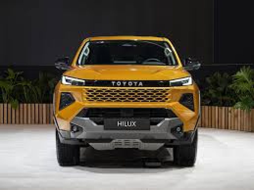 Toyota Hilux  NG26 2.8 D-4D A/T 4WD 48V 4 porte Double Cab