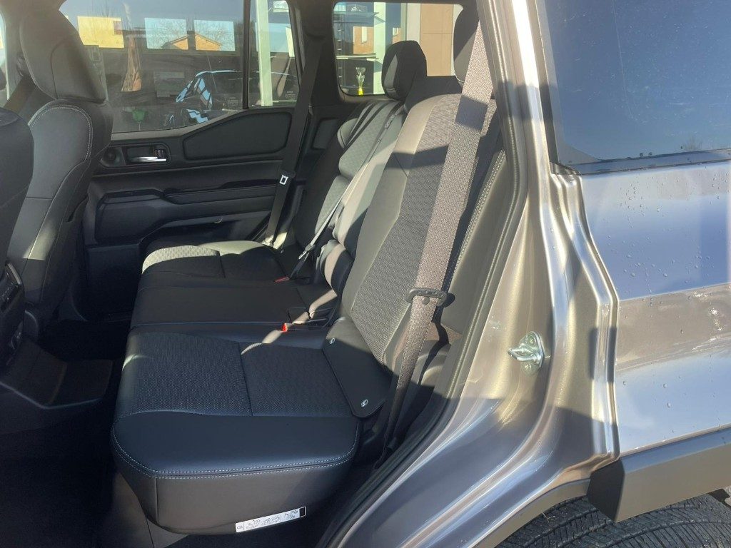Toyota Land Cruiser  2.8 D4D A/T AWD ICON